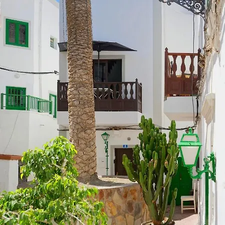 The Palm House Apartment